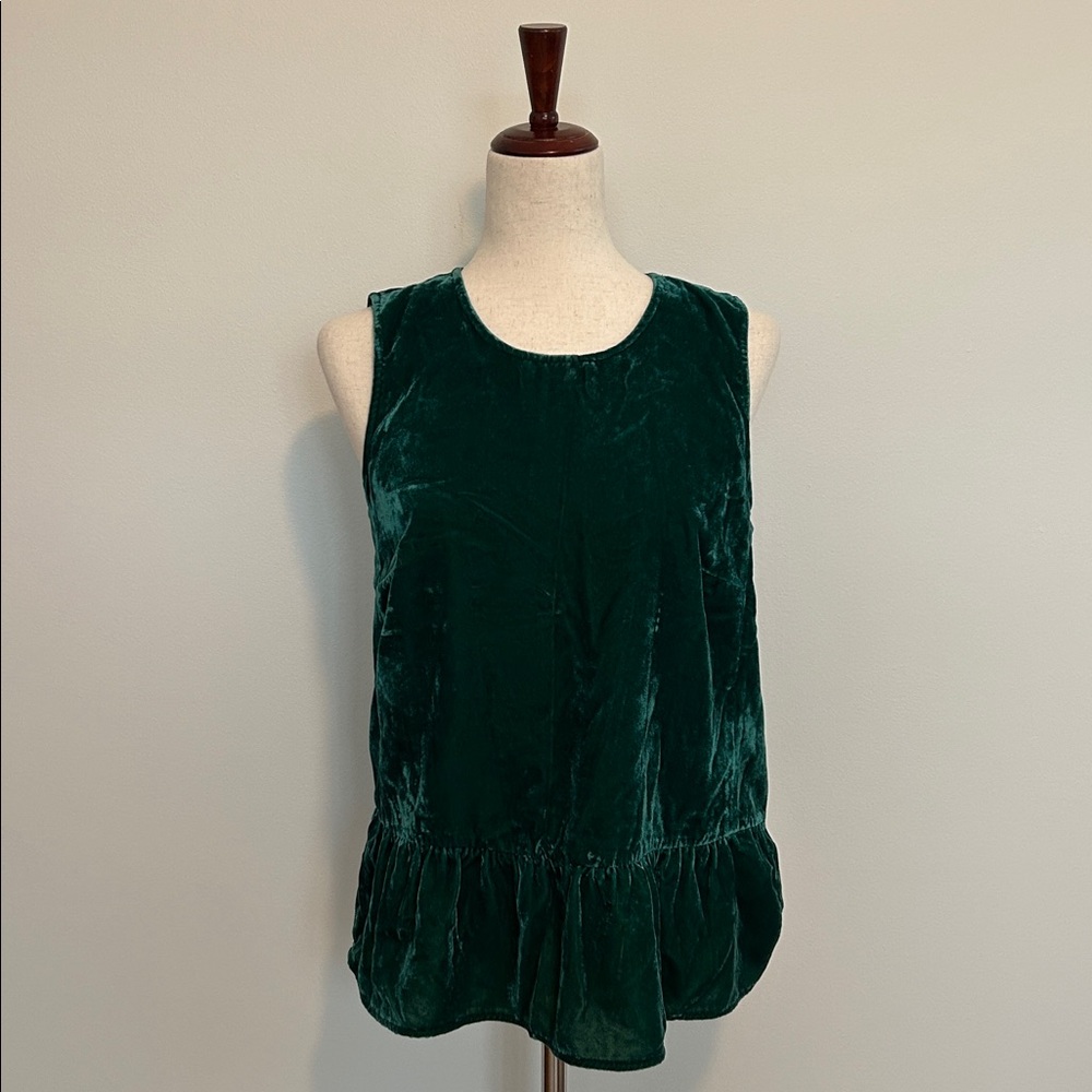 J.‎ Crew Winter Holiday Green Velvet Tank Top Size 4 EUC